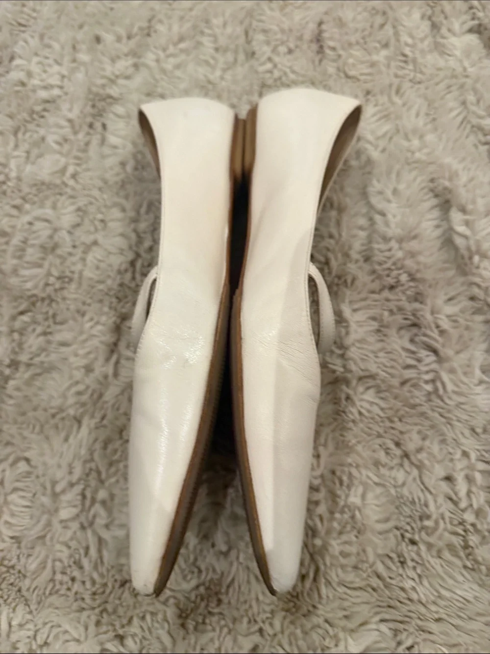 Stuart Weitzman stylish pointed